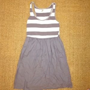 FINAL SALE! Old Navy Striped Midi Dress