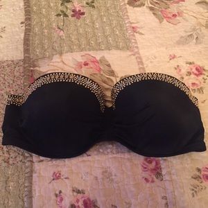 Victorias Secret bikini top. Size 34D