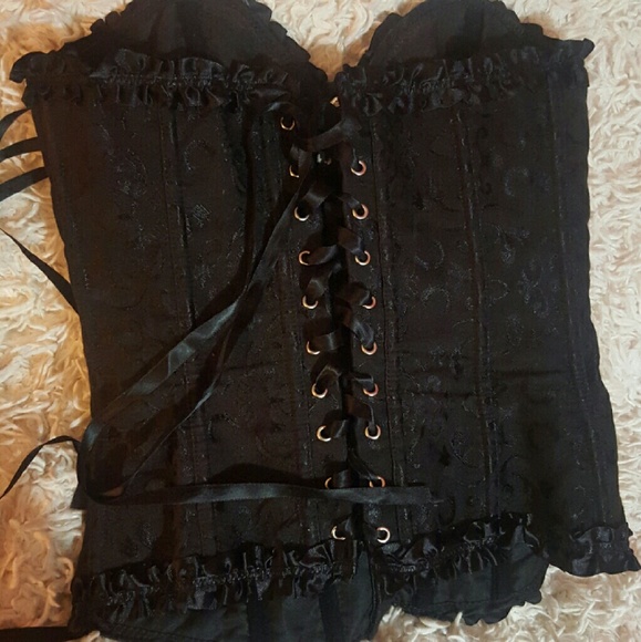 Black corset - Picture 2 of 2