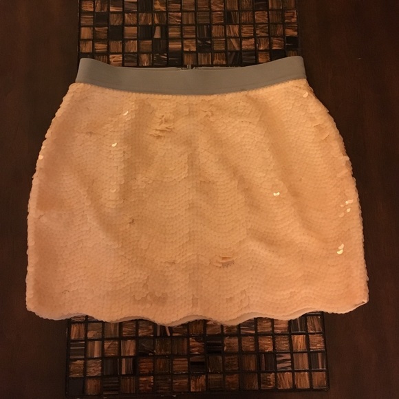 Light pink sequin mini skirt - Picture 1 of 1