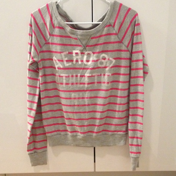 3 Aero tops, all size medium - Picture 4 of 4