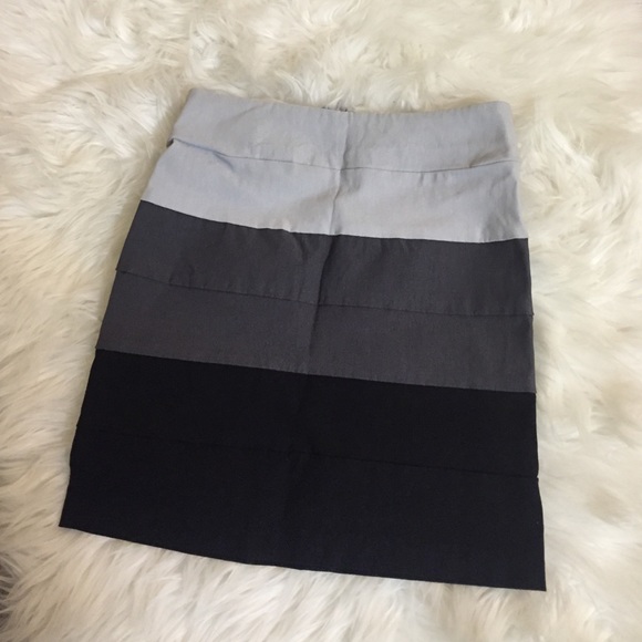 Color block mini skirt