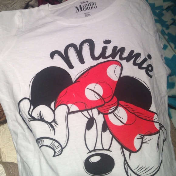 Minnie Mouse tshirt XL