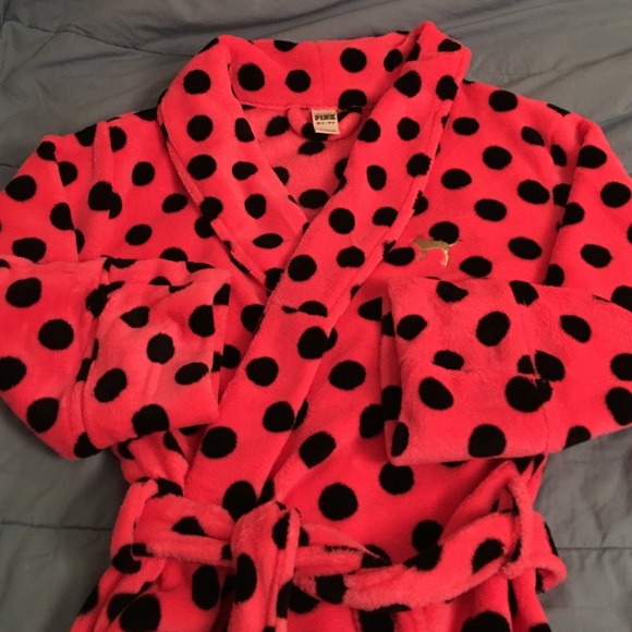 PINK Bathrobe!!