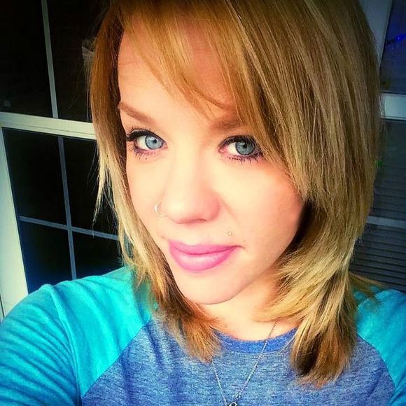 Meet your Posher, Jerri - Picture 1 of 1