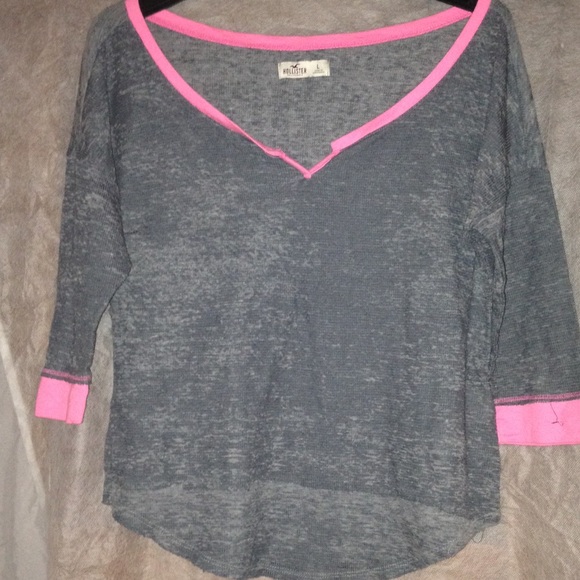 Hollister wide neck shirt