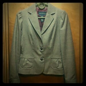 Beautiful brown-plaid blazer