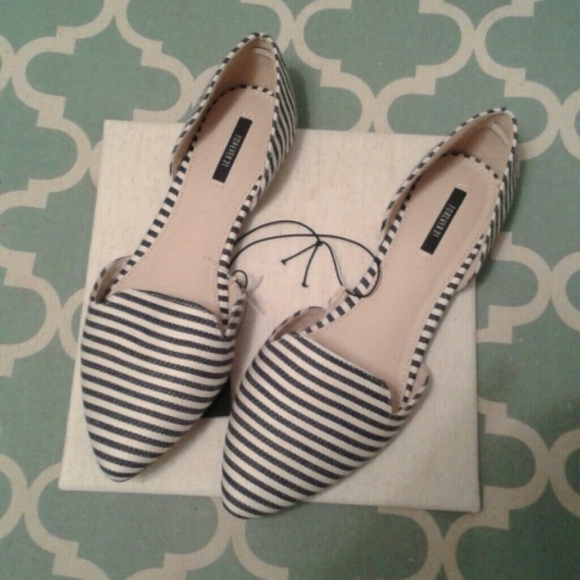 Navy and cream canvas summer flats