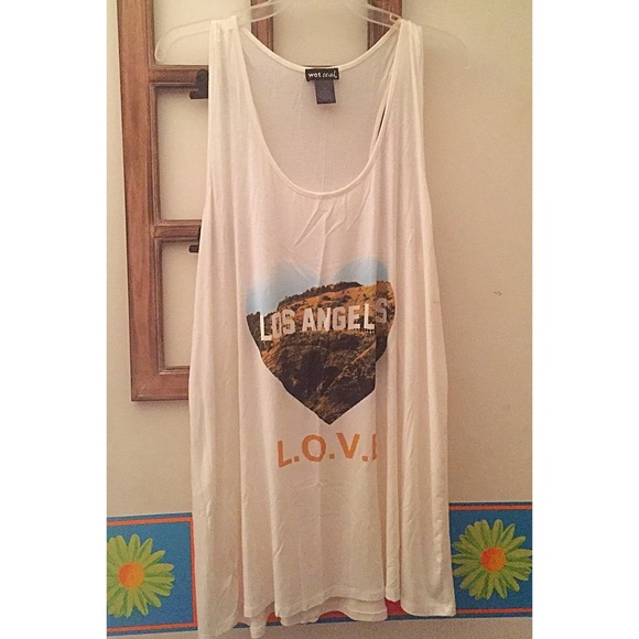 WET SEAL graphic racerback