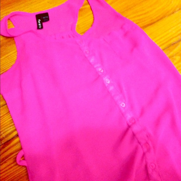Cute pink tank