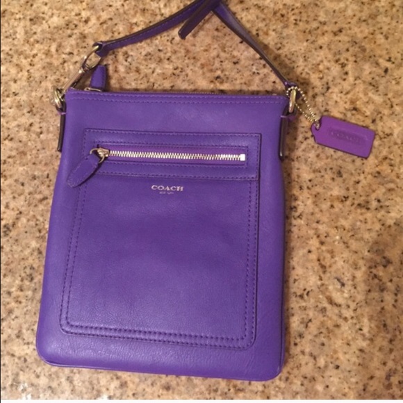 Authentic Coach cross body bag NEW