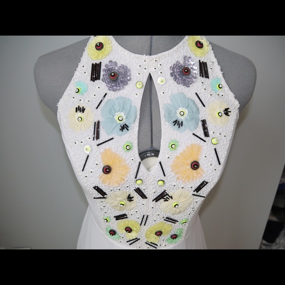 Stunning new sold out French connection dress - Picture 3 of 4