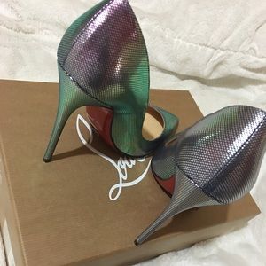 New never worn ended up being to big