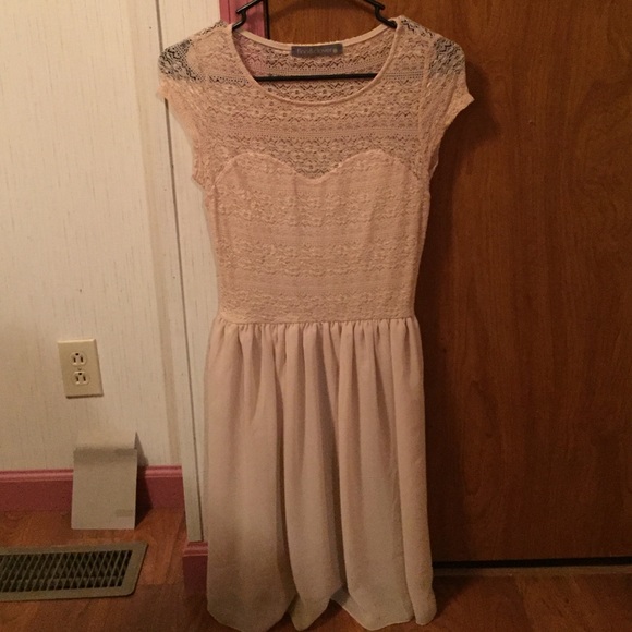Tan dress with sweetheart neckline