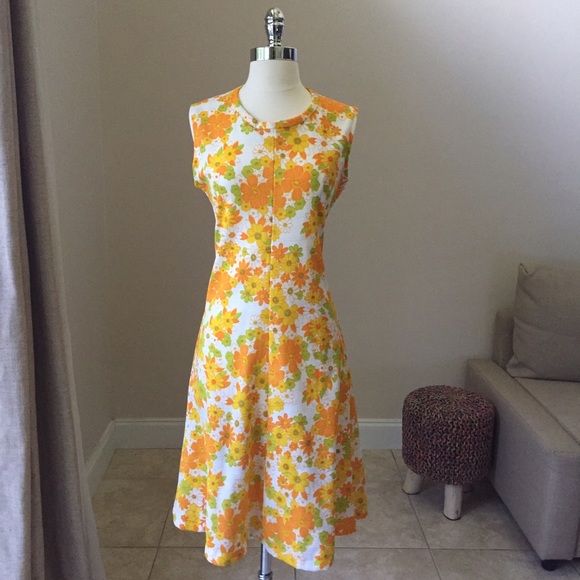 Floral Vintage Dress with Jacket - Picture 3 of 4