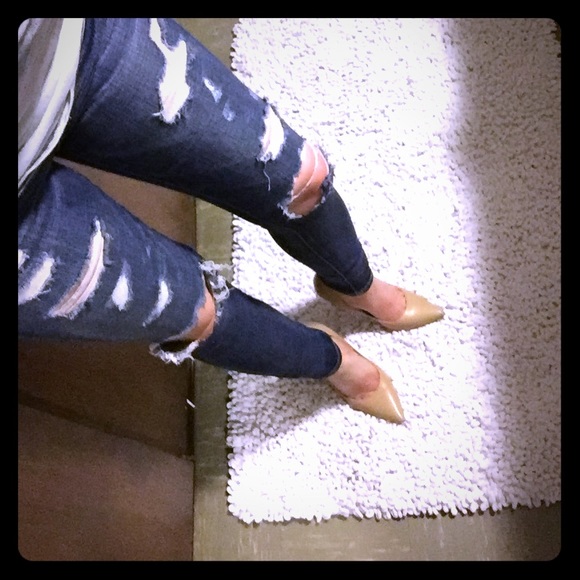 Perfect Condition destroyed AEO Jegging - size 4