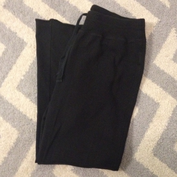 Old Navy black sweatpants, size medium - Picture 2 of 2