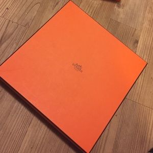 Hermes square box