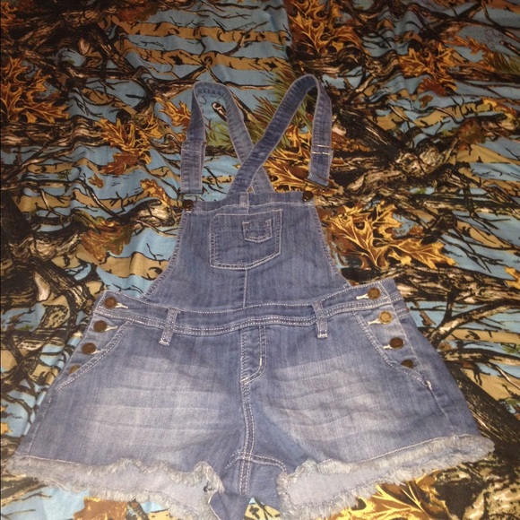 Ymi bibs