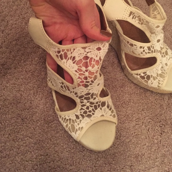 Lucky brand wedges - Picture 3 of 3