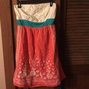 Flying tomato dress size large