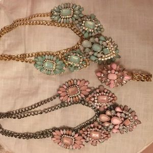 Set of two statement necklaces + bracelet