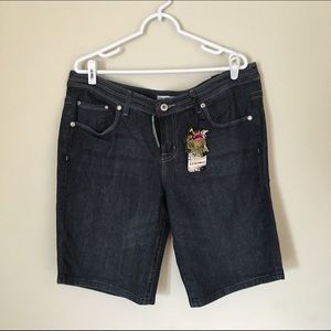 HOLD FOR LISA - Denim Bermuda shorts