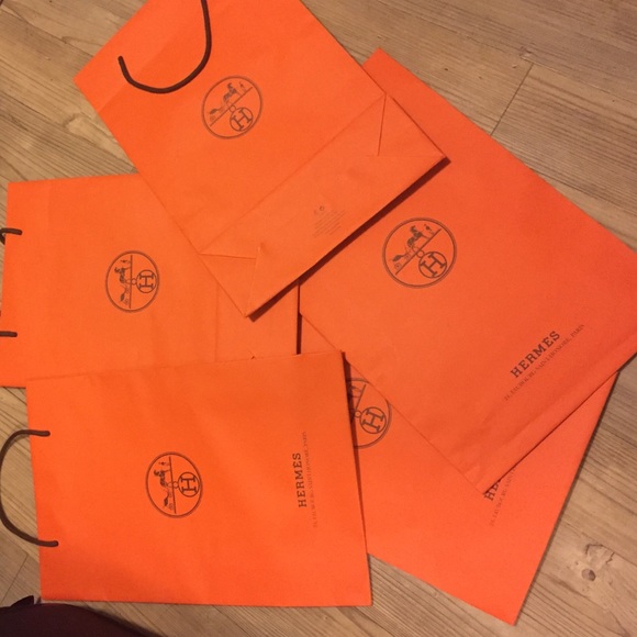 One Hermes paper bag - Picture 1 of 1
