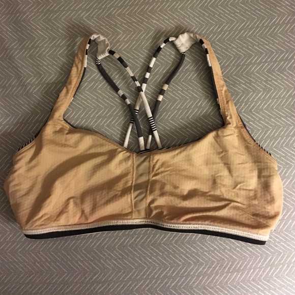 Free to be Lululemon bra - Picture 4 of 4