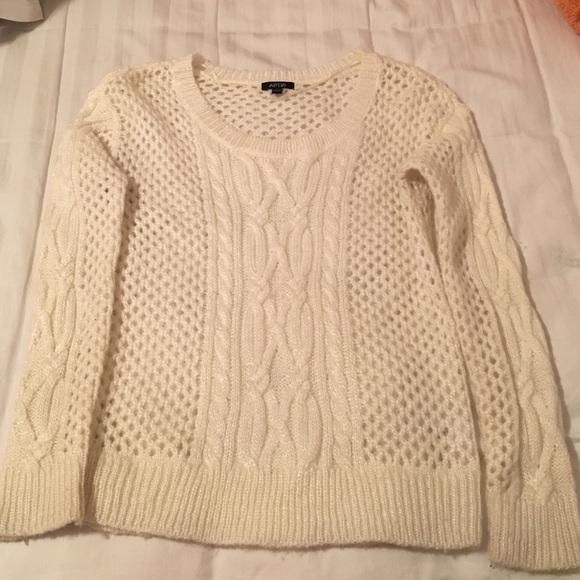 knitted sweater - Picture 1 of 2