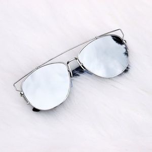 Silver Metal Mirror Sunnies
