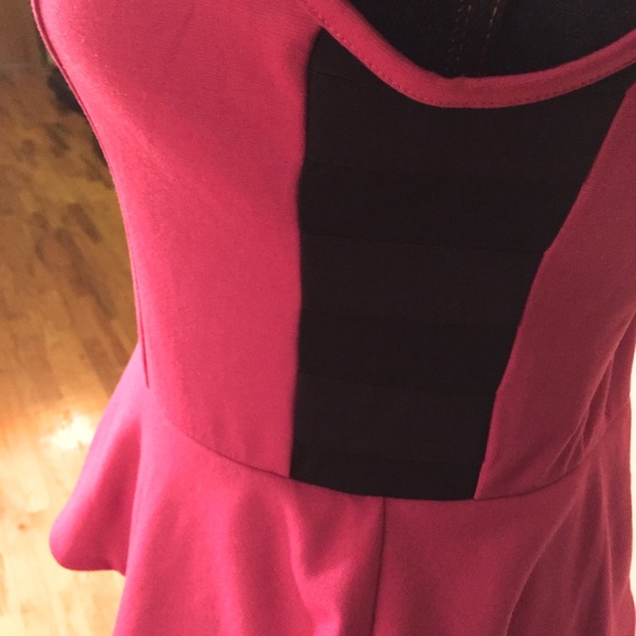 NWT Fucshia Peplum Dress - Picture 2 of 3