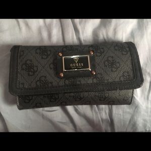 Guess Wallet