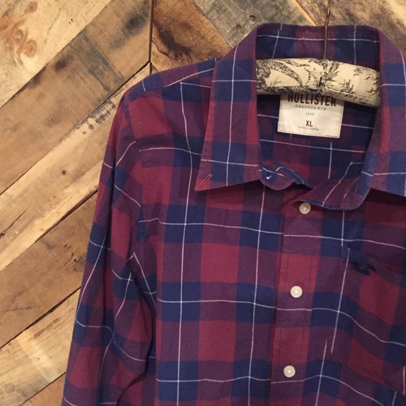 Hollister plaid button down shirt