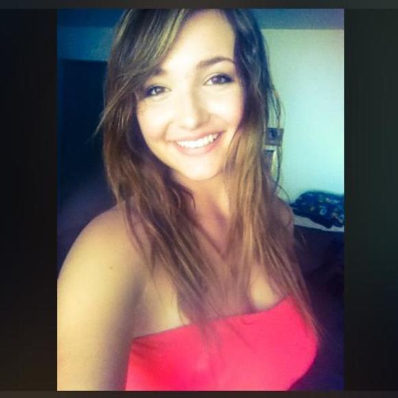 Meet your Posher, Chloe