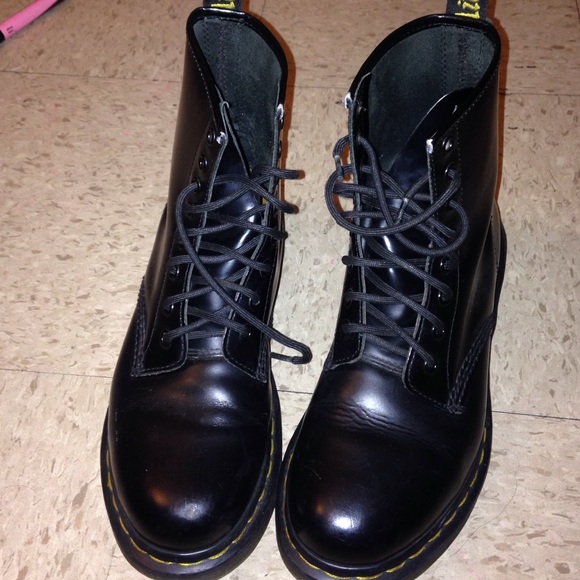 SOLD Doc marten boots