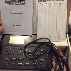 Alesis SR-16 Drum Machine