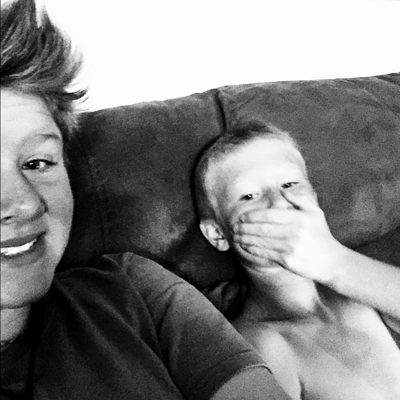 Meet your Posher, Cindy - Picture 4 of 7