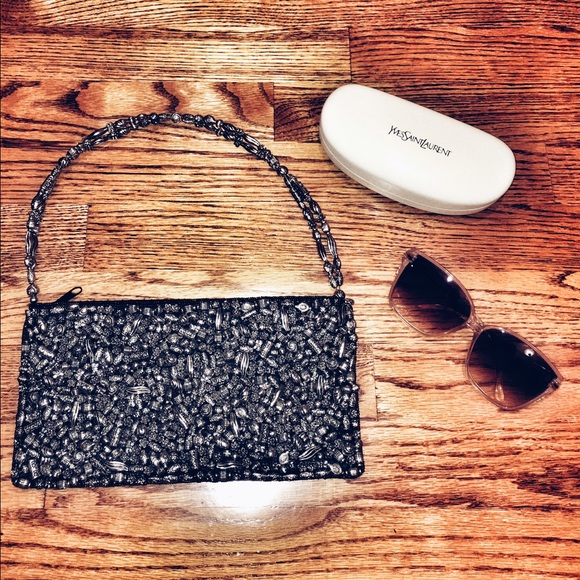 Unique seashell & floral beads shoulder bag! - Picture 1 of 3