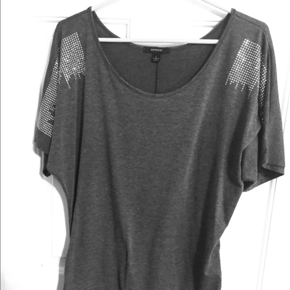 Short billowy sleeved Gray Blouse