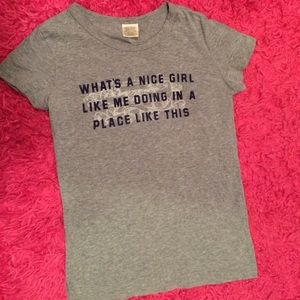 🌪VINTAGE ABERCROMBIE AND FITCH 🌪 SIZE MEDIUM👌🏻