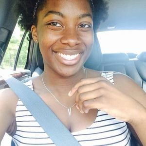 Meet your Posher, Yetunde