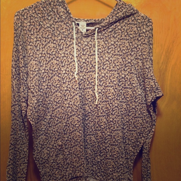 Long sleeve floral shirt with hoodie- hi low