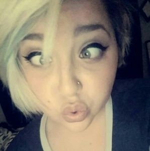 Meet your Posher, Logan