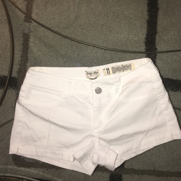 Indigo rein white shorts size 11