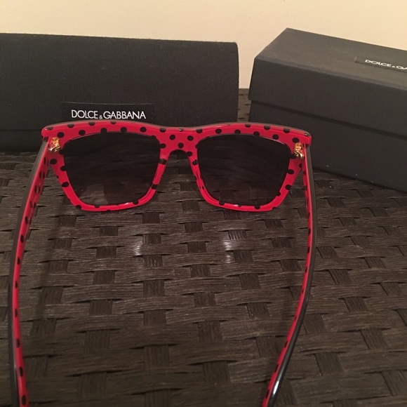 D&G sunglasses main image 4
