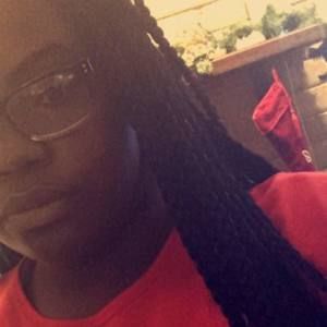 Meet your Posher, Elizabeth