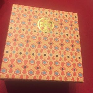 Tory Burch sticky notes
