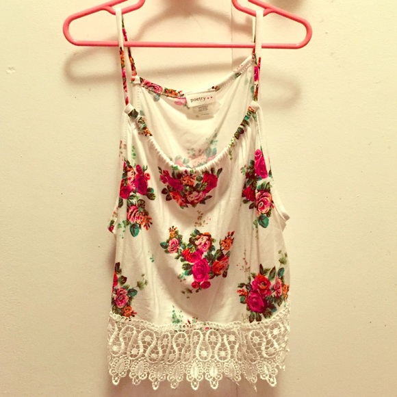 Floral lace trimmed crop top