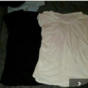 Maternity v-necks shirts